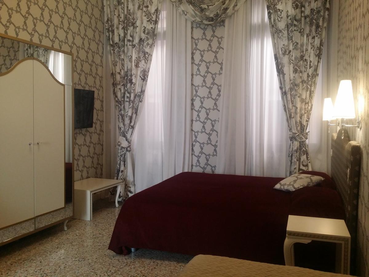 Ca' Nobile Corner Hotel Venecia