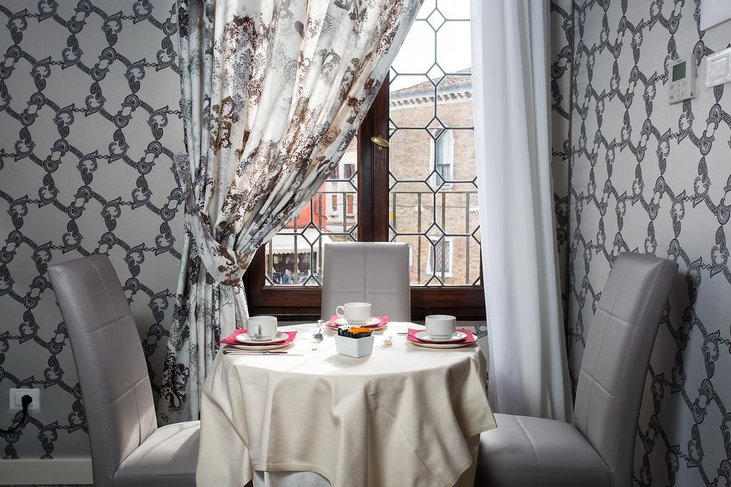 Ca' Nobile Corner 3* Venedig